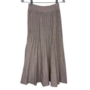 Beige Tan Pleated Rib Knit Midi Skirt   Size: M